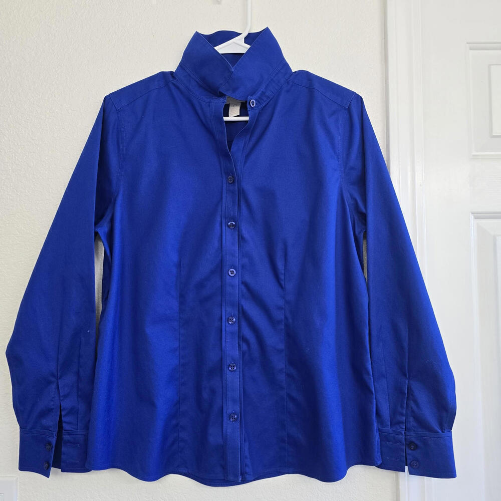 Chico’s No Iron Button Up Shirt 0 Blue Career Office Capsule Wardrobe Minimalist